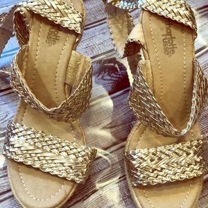 Brand new Gold sandals size 6